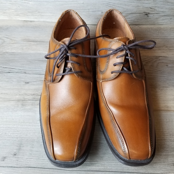 G H Bass Gordon Leather Dress Oxford 